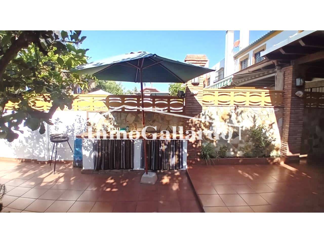 3 sypialnia Dom szeregowy do wynajęcia w Velez-Malaga z basenem garażem - 1 100 € (Ref: 9192033)