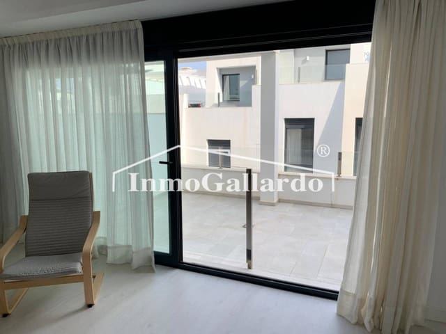 4 chambre Villa/Maison Mitoyenne à vendre à Rincón de la Victoria avec piscine garage - 615 000 € (Ref: 9197453)