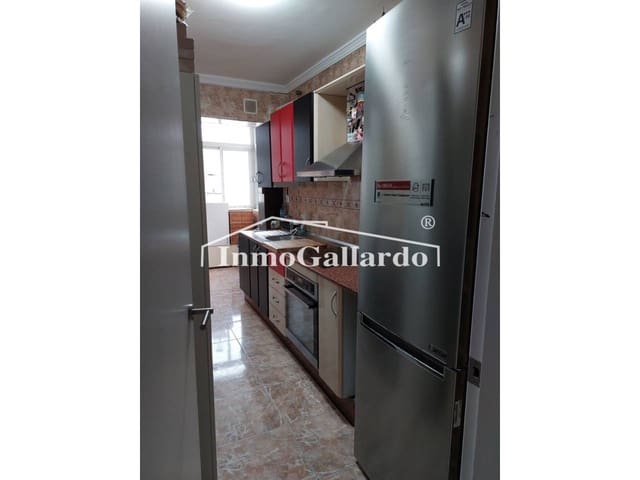 2 slaapkamer Flat te koop in Rincón de la Victoria met zwembad garage - € 297.000 (Ref: 9206216)