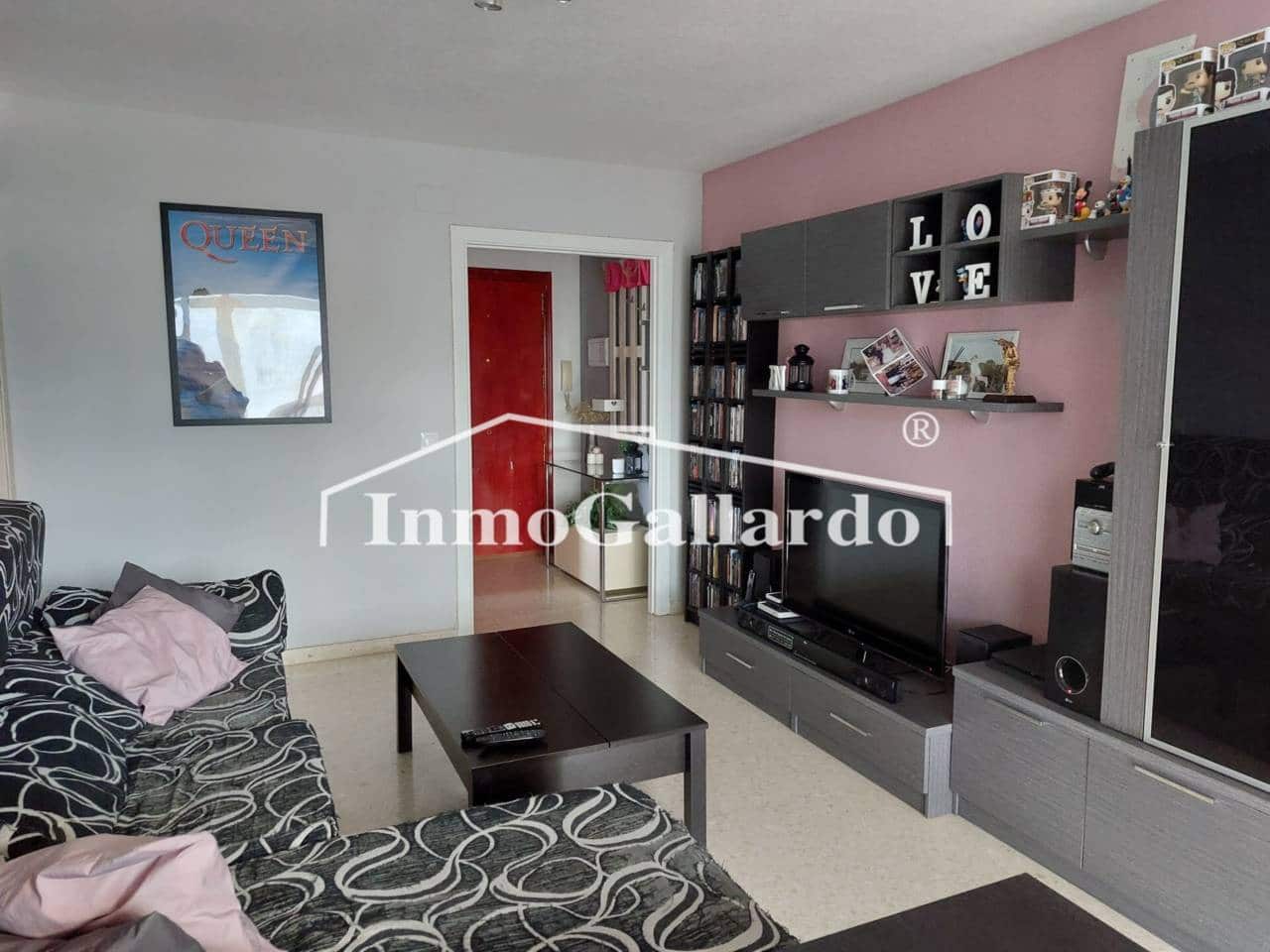 2 slaapkamer Flat te koop in Rincon de la Victoria met zwembad garage - € 297.000 (Ref: 9206216)