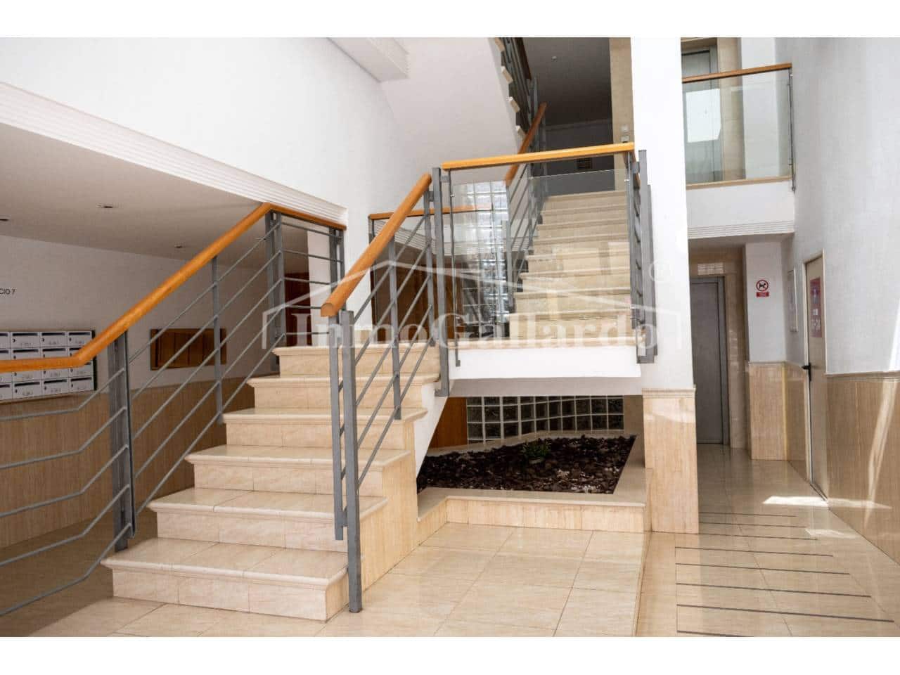 2 soveværelse Lejlighed til leje i Rincon de la Victoria med swimmingpool garage - € 950 (Ref: 9211746)