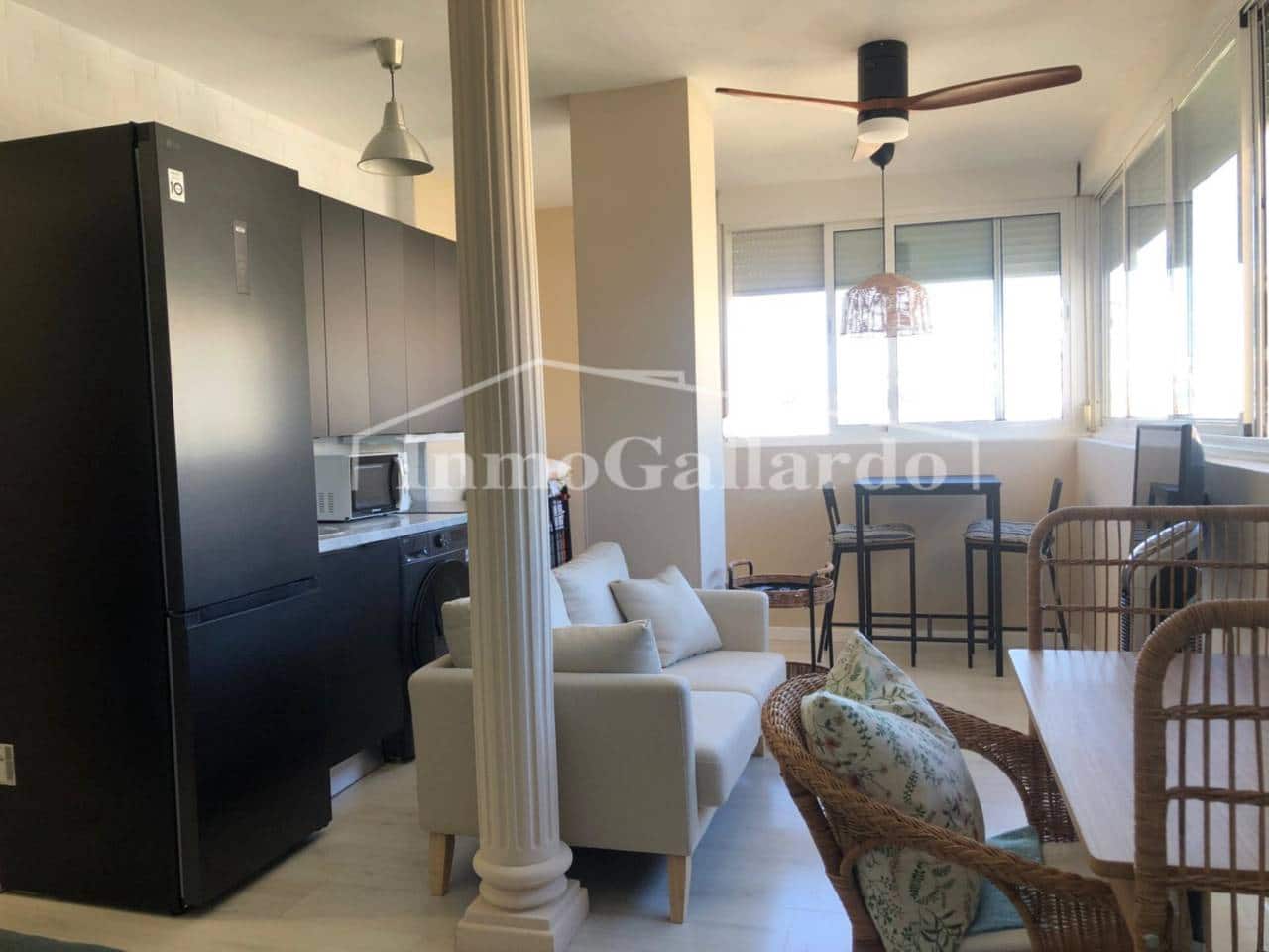 1 sovrum Studio att hyra i Malaga stad - 800 € (Ref: 9226082)