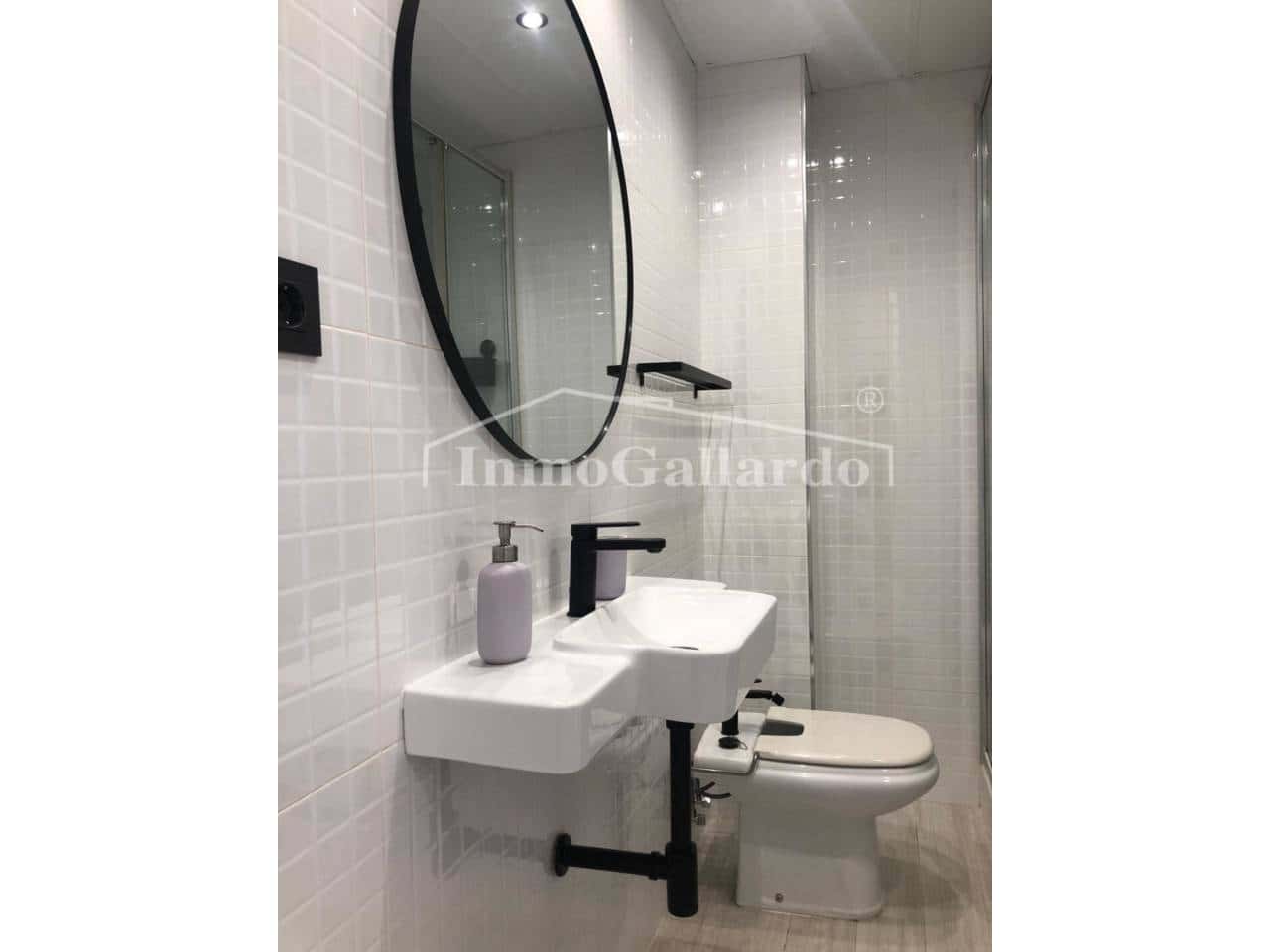 1 sovrum Studio att hyra i Malaga stad - 800 € (Ref: 9226082)