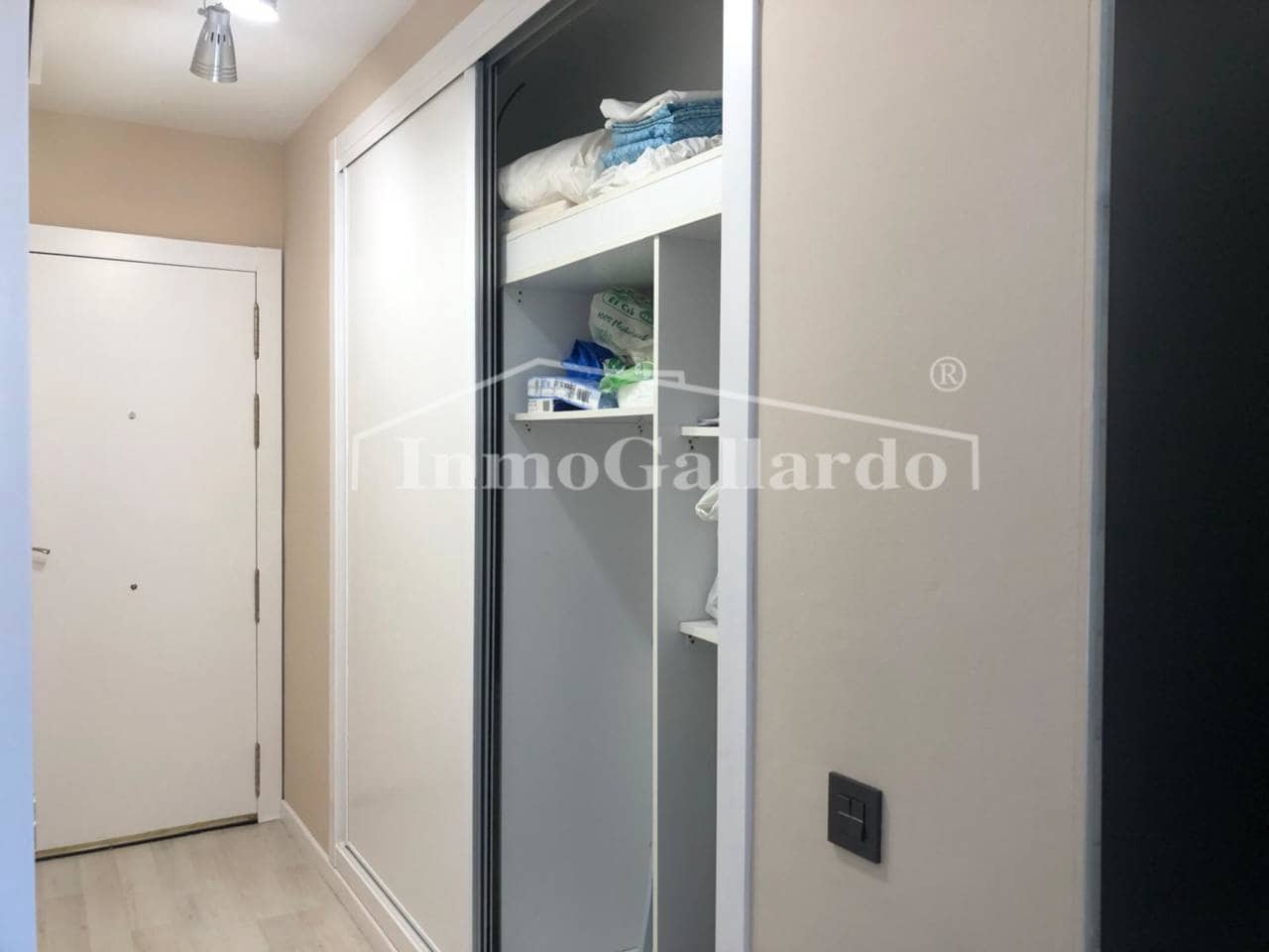 1 sovrum Studio att hyra i Malaga stad - 800 € (Ref: 9226082)
