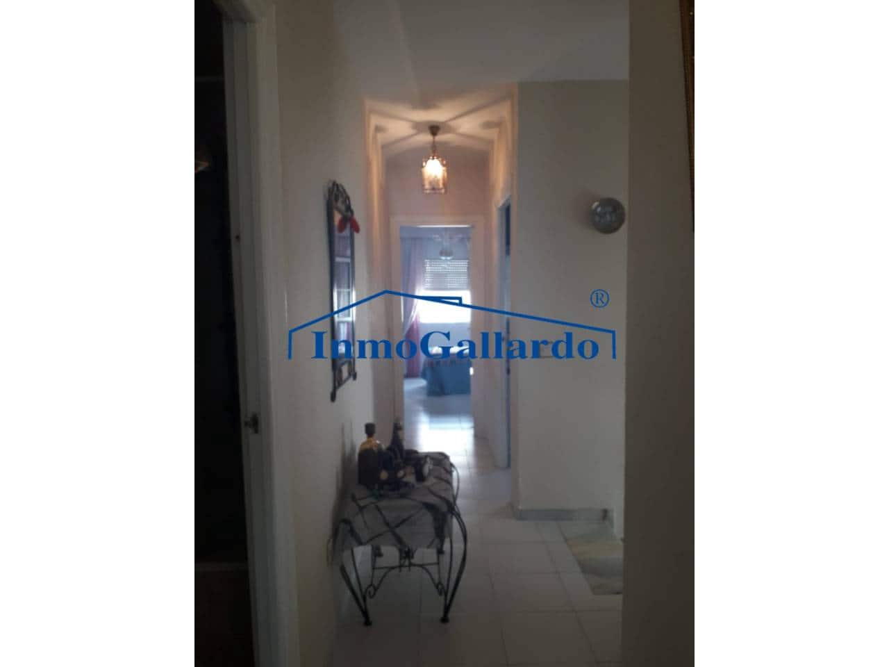 5 soveværelse Byhus til salg i Malaga by med swimmingpool garage - € 850.000 (Ref: 9242631)