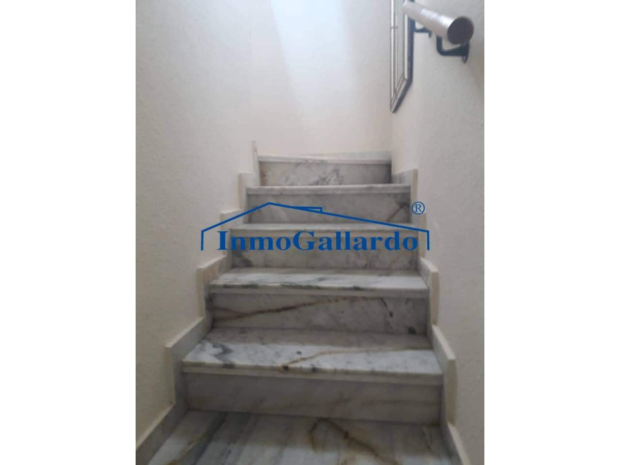 5 soveværelse Byhus til salg i Malaga by med swimmingpool garage - € 850.000 (Ref: 9242631)