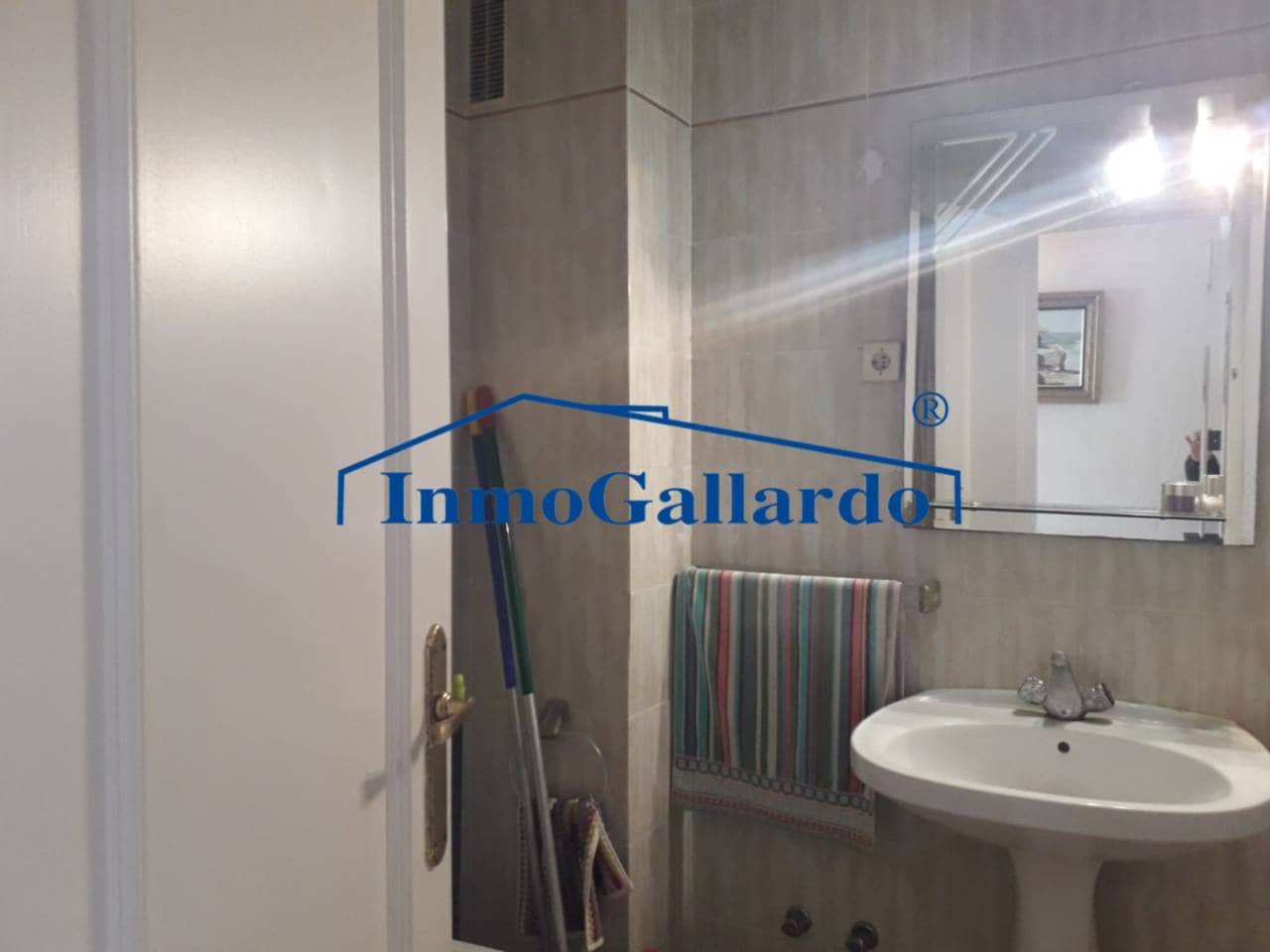 5 soveværelse Byhus til salg i Malaga by med swimmingpool garage - € 850.000 (Ref: 9242631)