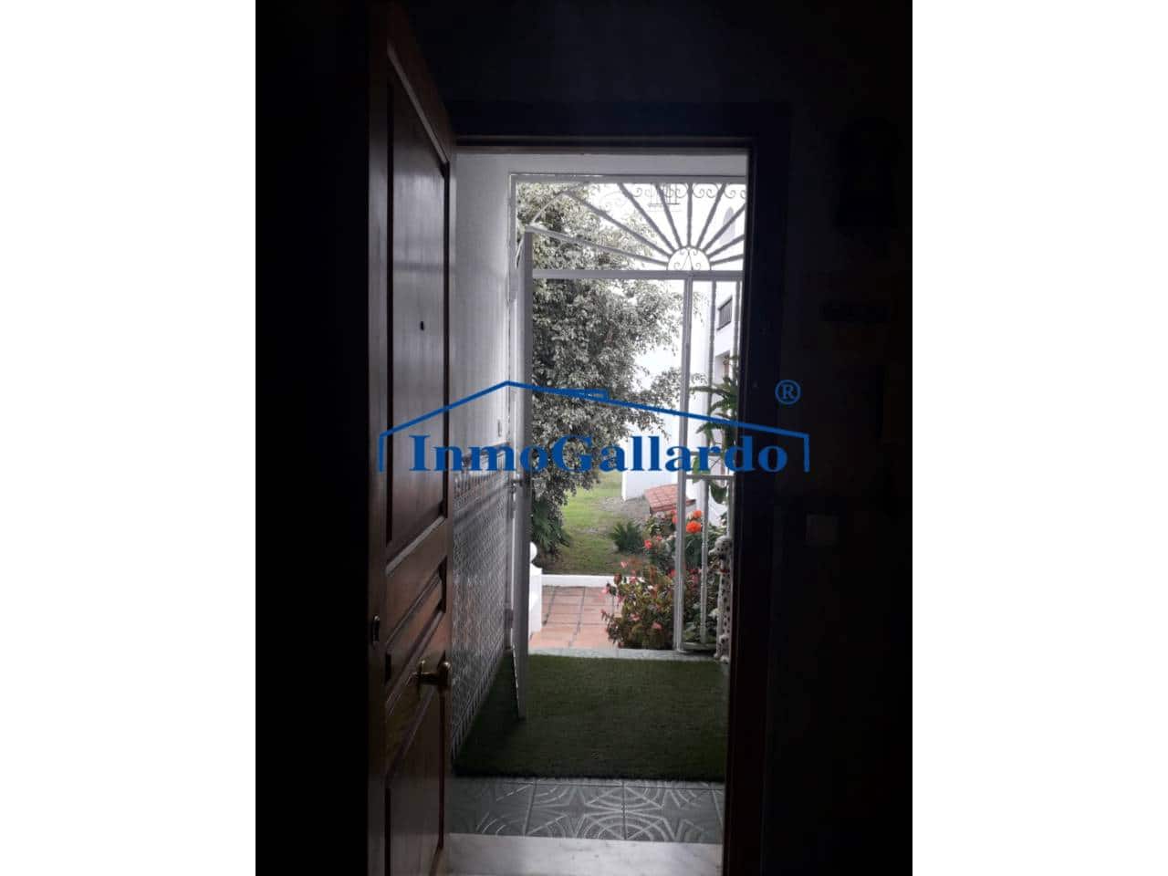 5 soveværelse Byhus til salg i Malaga by med swimmingpool garage - € 850.000 (Ref: 9242631)