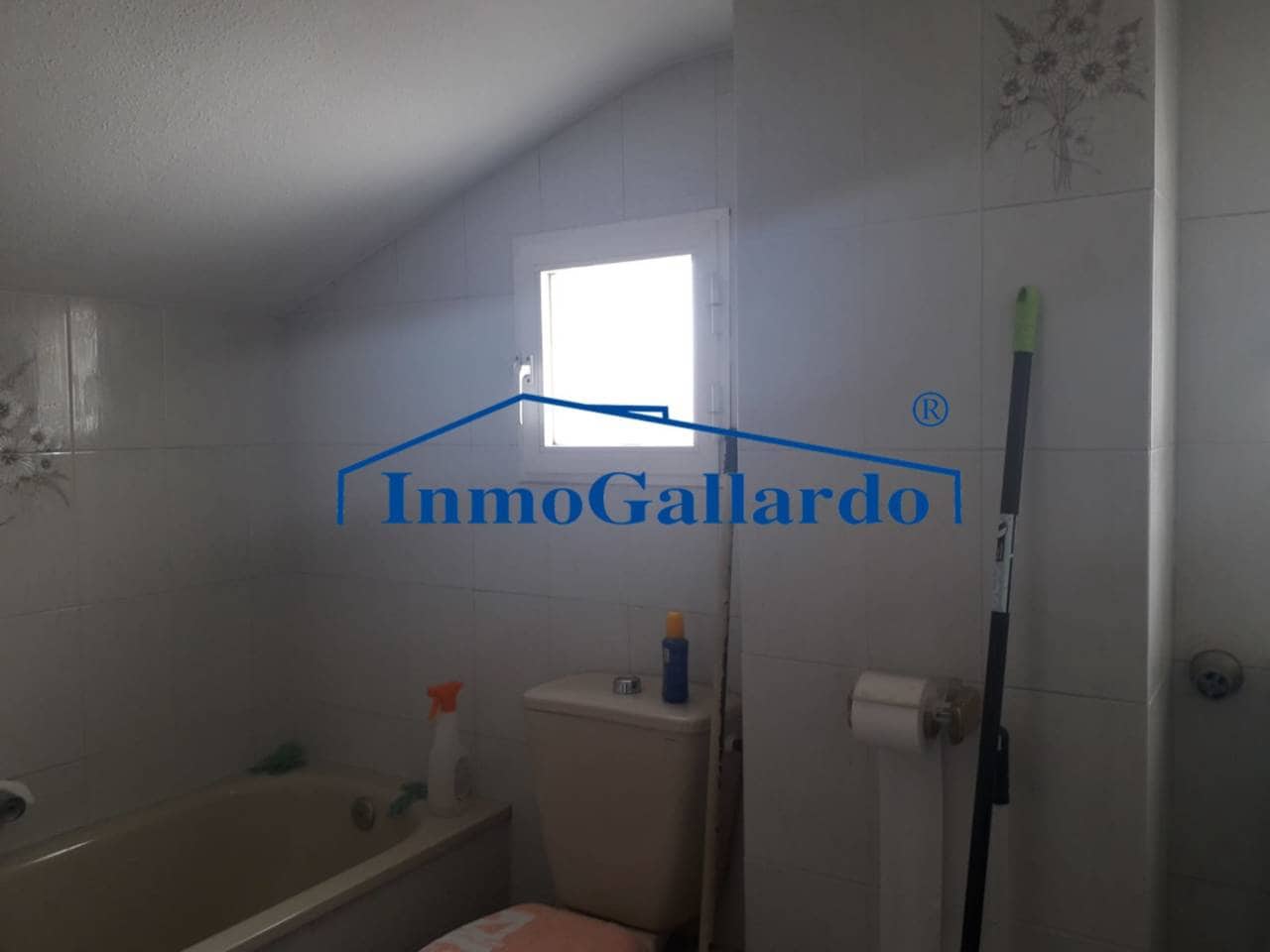 5 soveværelse Byhus til salg i Malaga by med swimmingpool garage - € 850.000 (Ref: 9242631)