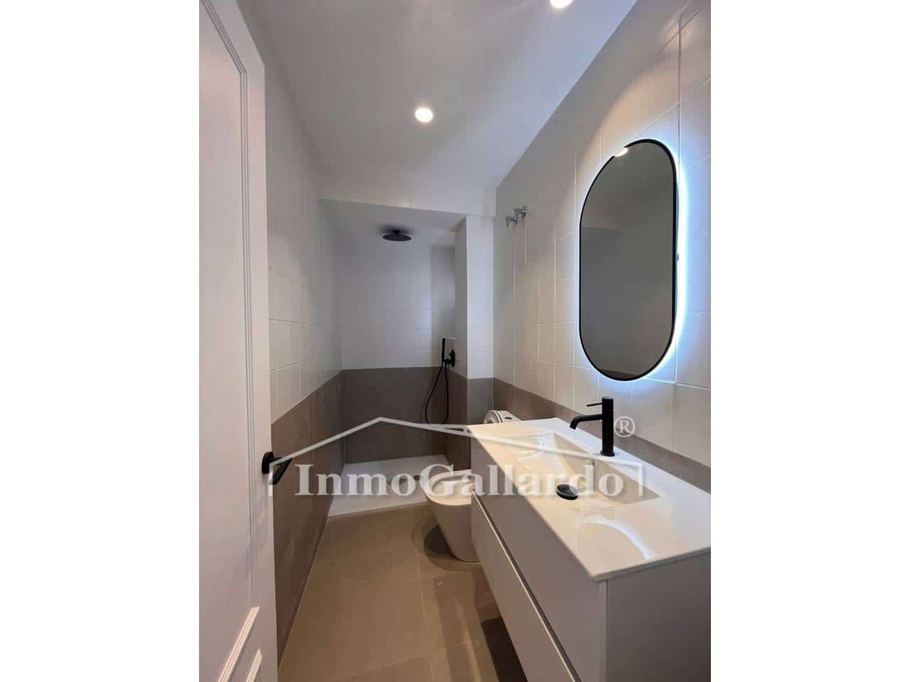 Piso de 3 habitaciones en Málaga ciudad en venta - 290.000 € (Ref: 9251779)