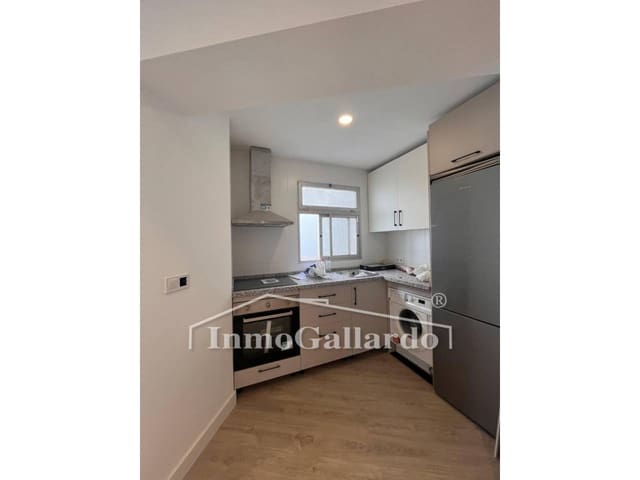 Piso de 3 habitaciones en Málaga ciudad en venta - 290.000 € (Ref: 9251779)