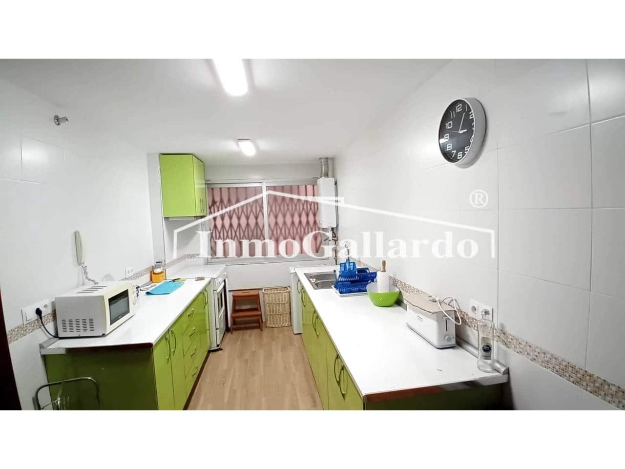 3 slaapkamer Flat te koop in Rincon de la Victoria met zwembad - € 392.400 (Ref: 9256621)