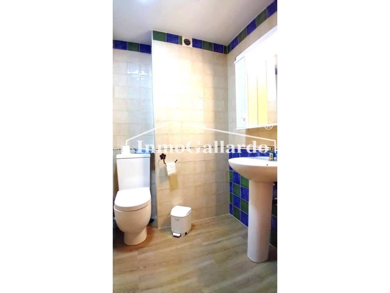 3 slaapkamer Flat te koop in Rincon de la Victoria met zwembad - € 392.400 (Ref: 9256621)