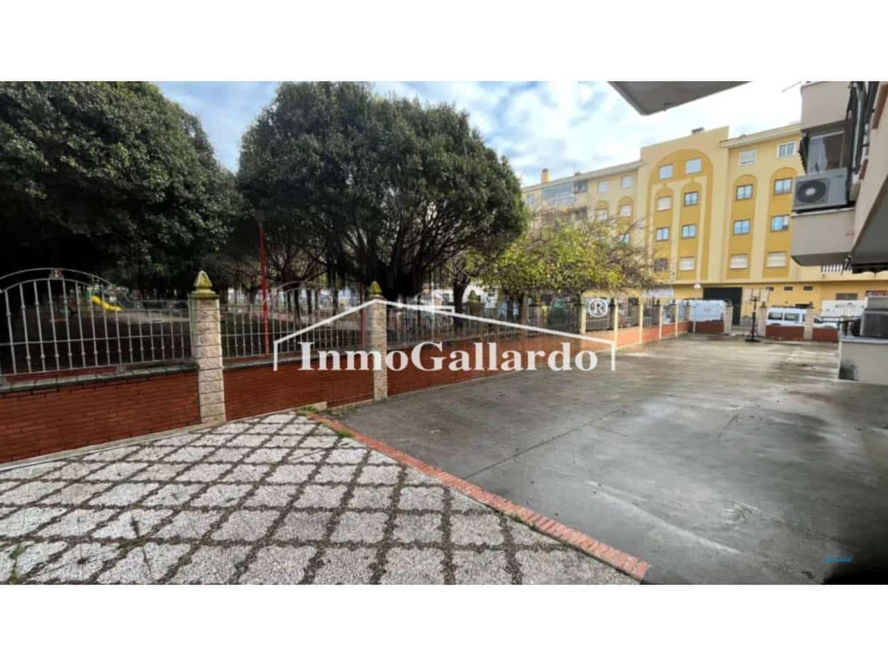 3 quarto Apartamento para venda em Rincon de la Victoria com piscina - 370 000 € (Ref: 9256621)