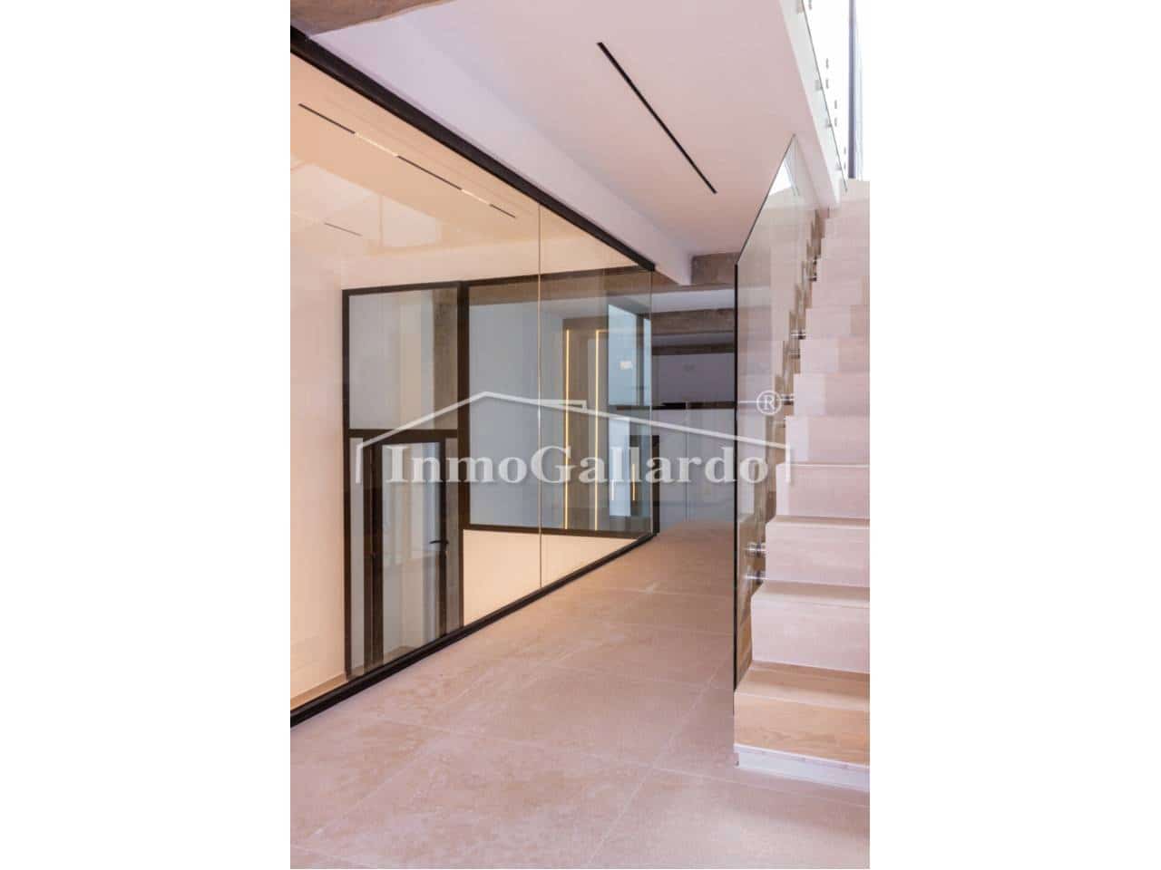 3 Zimmer Reihenhaus zu verkaufen in Malaga Stadt mit Pool Garage - 750.000 € (Ref: 9262083)