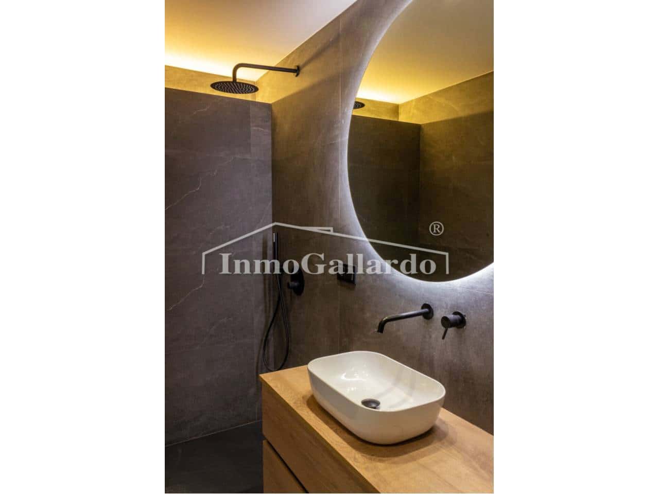 3 Zimmer Reihenhaus zu verkaufen in Malaga Stadt mit Pool Garage - 750.000 € (Ref: 9262083)