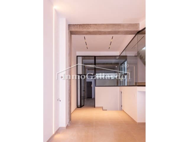 3 Zimmer Reihenhaus zu verkaufen in Málaga Stadt mit Pool Garage - 750.000 € (Ref: 9262083)