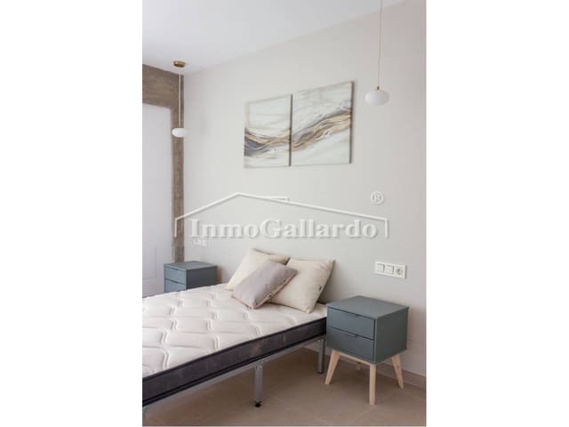 3 Zimmer Reihenhaus zu verkaufen in Málaga Stadt mit Pool Garage - 750.000 € (Ref: 9262083)