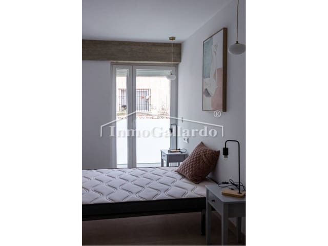 3 Zimmer Reihenhaus zu verkaufen in Málaga Stadt mit Pool Garage - 750.000 € (Ref: 9262083)