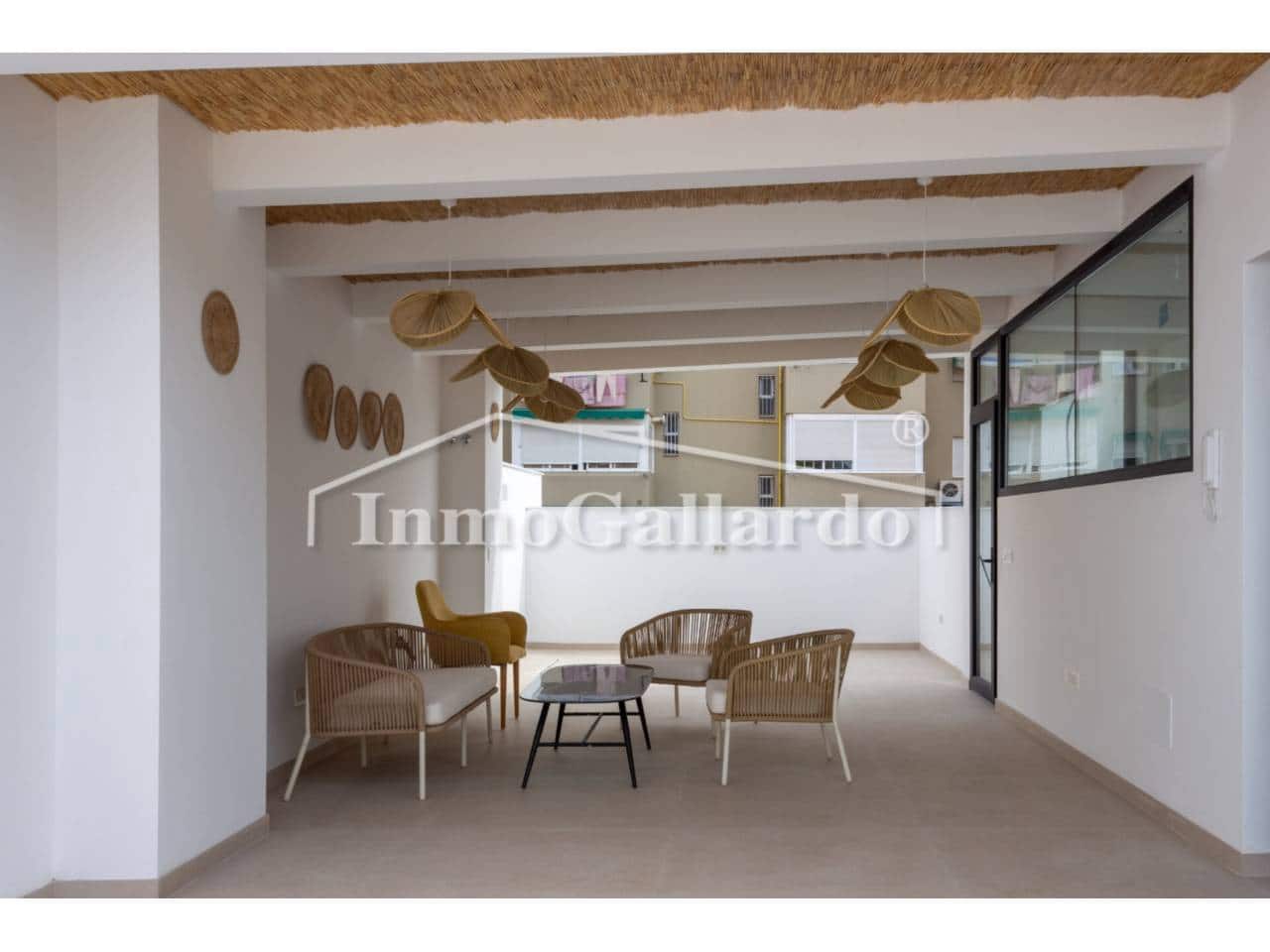 3 Zimmer Reihenhaus zu verkaufen in Malaga Stadt mit Pool Garage - 750.000 € (Ref: 9262083)