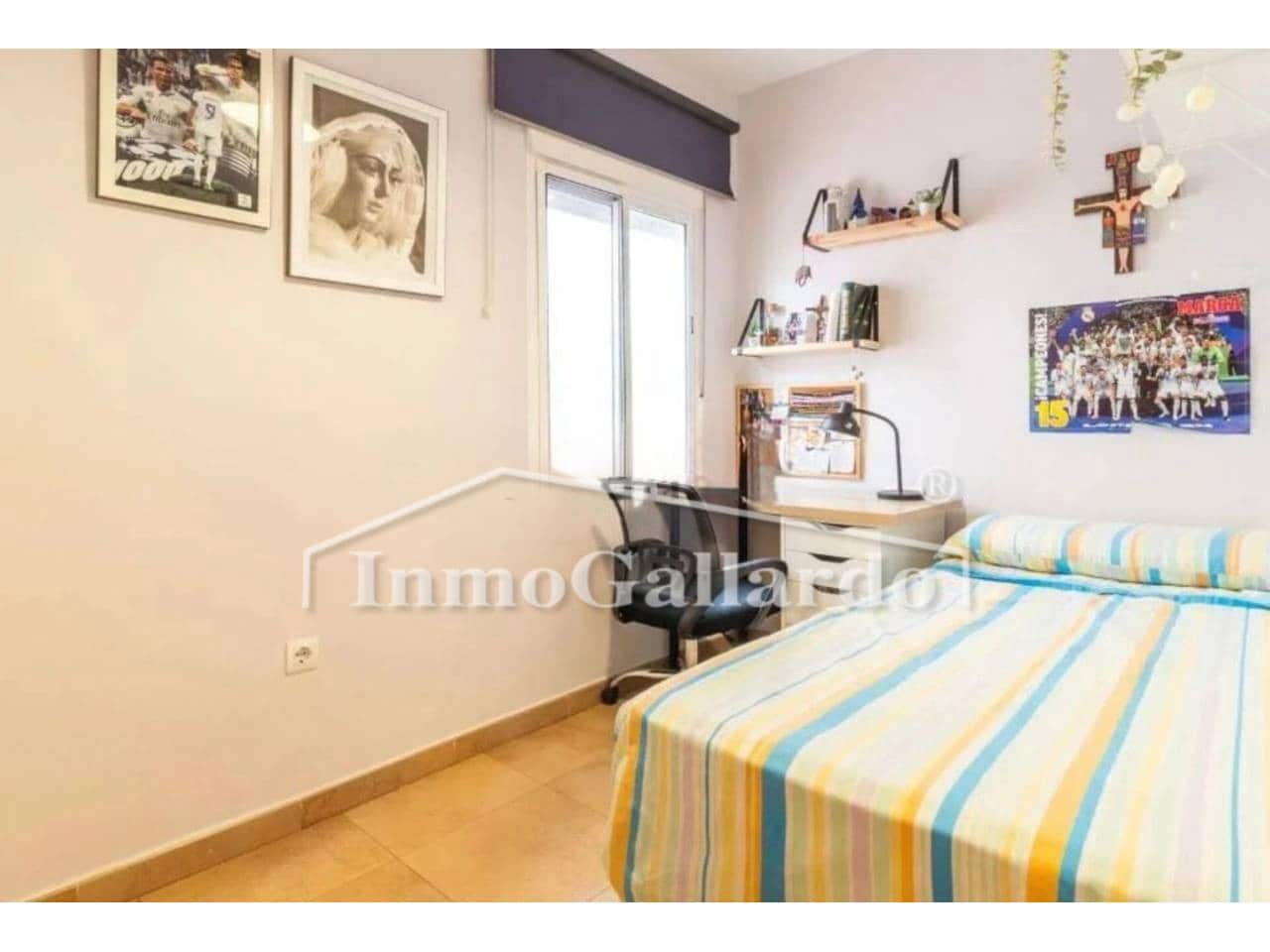 Piso de 2 habitaciones en Málaga ciudad en venta - 259.900 € (Ref: 9271969)
