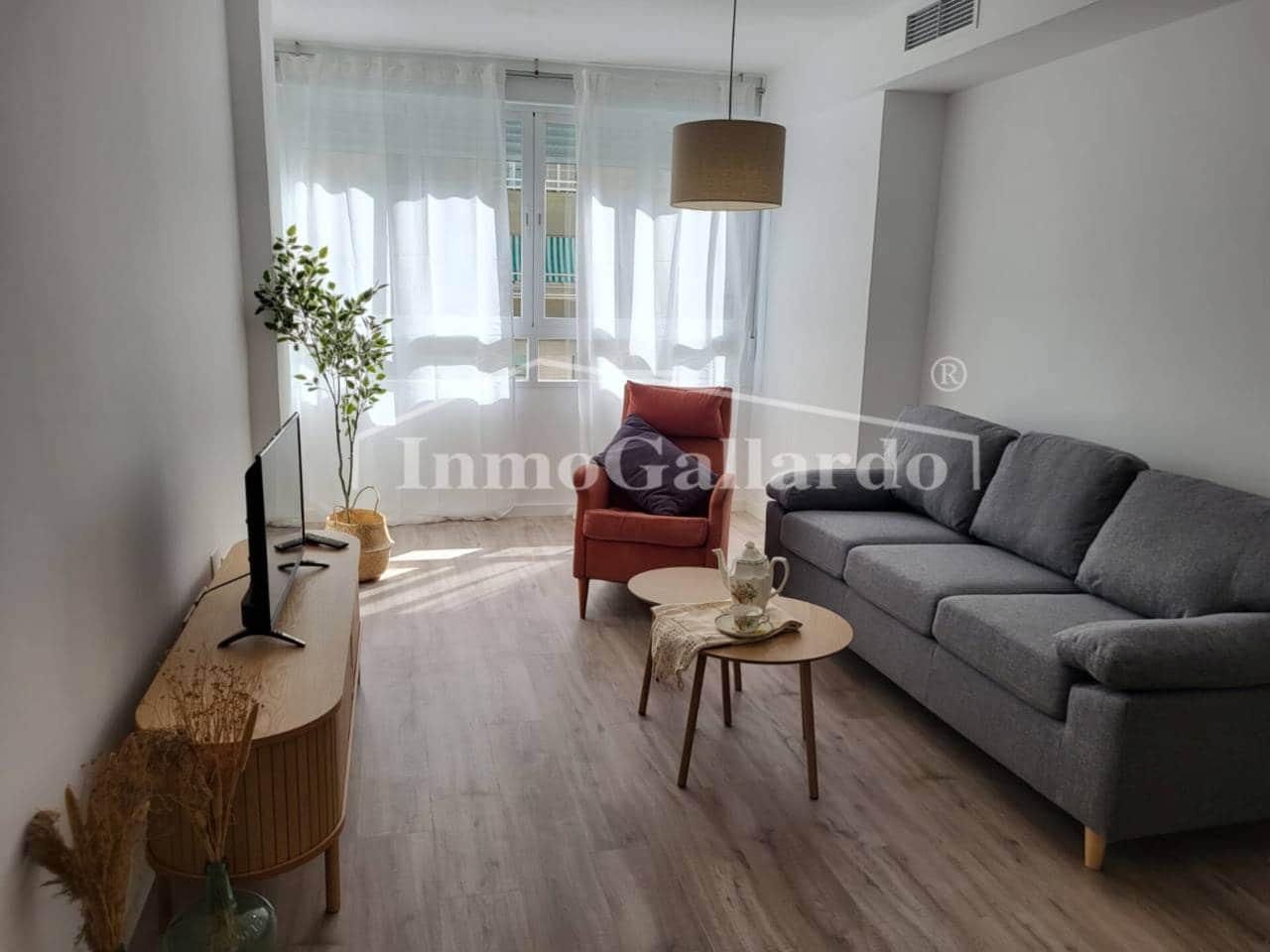 Piso de 3 habitaciones en Málaga ciudad en alquiler - 1.450 € (Ref: 9280647)