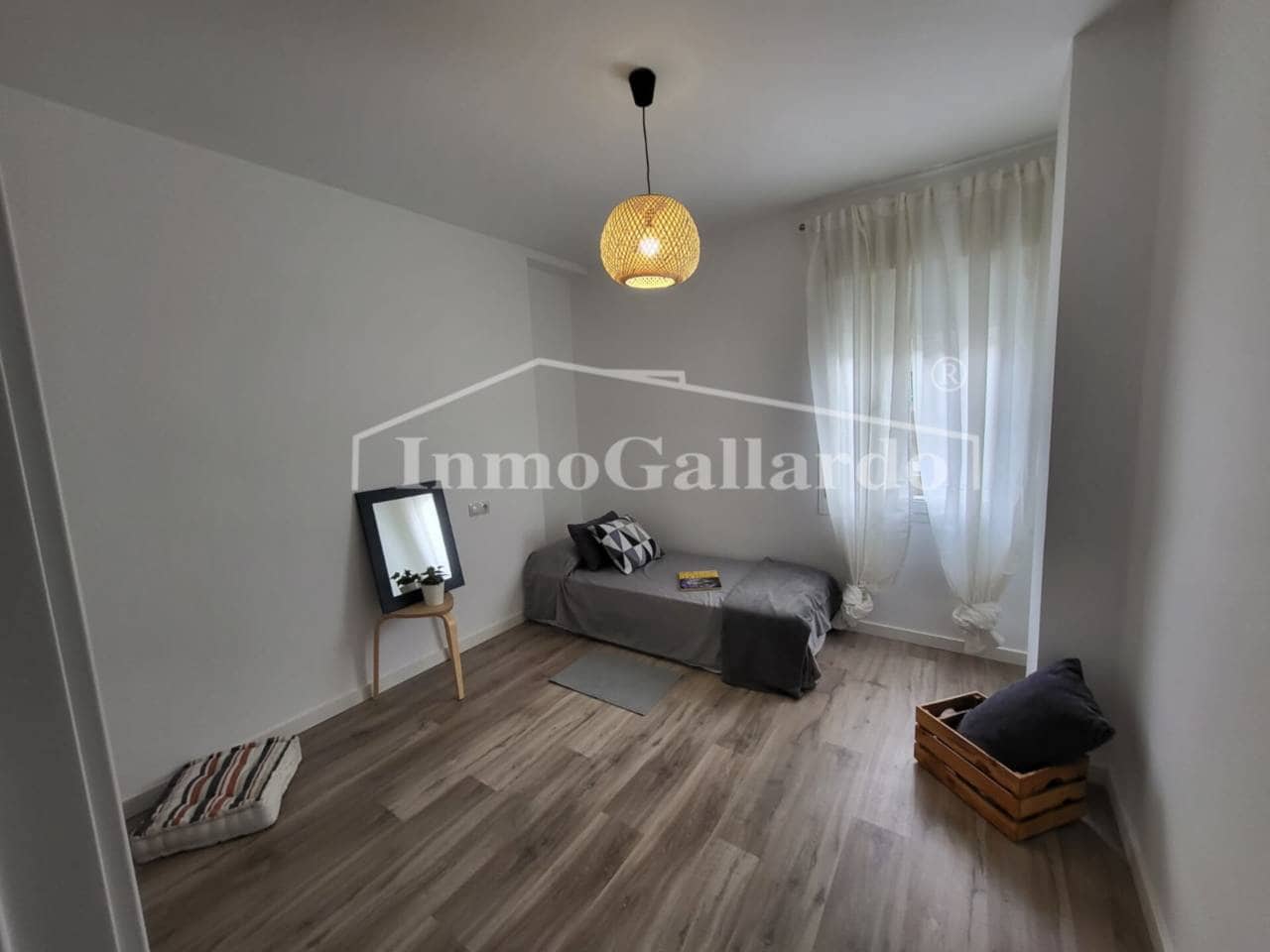 Piso de 3 habitaciones en Málaga ciudad en alquiler - 1.450 € (Ref: 9280647)