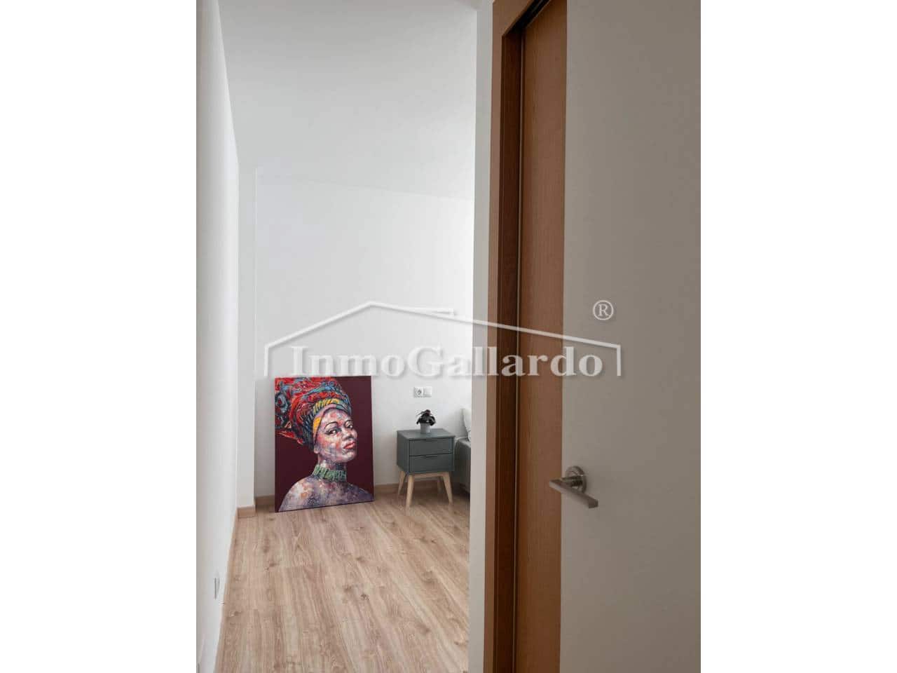 2 sypialnia Penthouse na sprzedaż w Miasto Malaga z garażem - 330 000 € (Ref: 9280648)