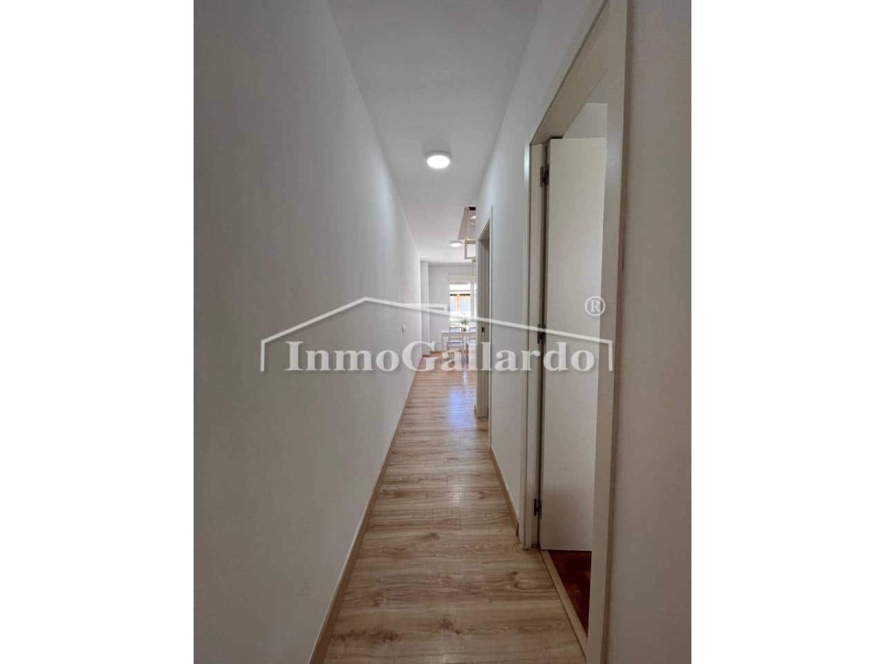 2 sypialnia Penthouse na sprzedaż w Miasto Malaga z garażem - 330 000 € (Ref: 9280648)