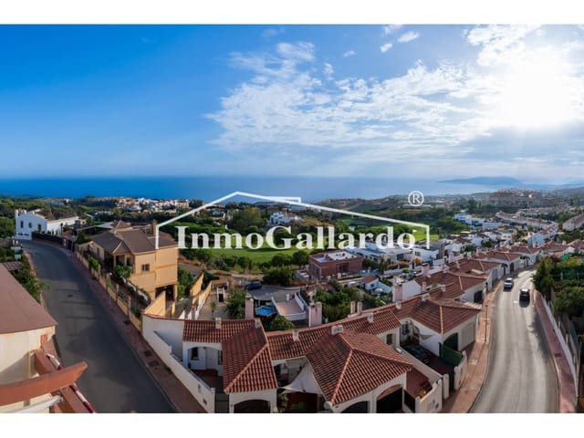 3 chambre Penthouse à vendre à Rincón de la Victoria avec piscine garage - 384 000 € (Ref: 9294087)