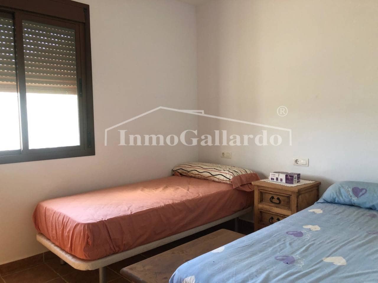 2 makuuhuone Omakotitalo myytävänä paikassa Casabermeja - 202 000 € (Ref: 9302835)