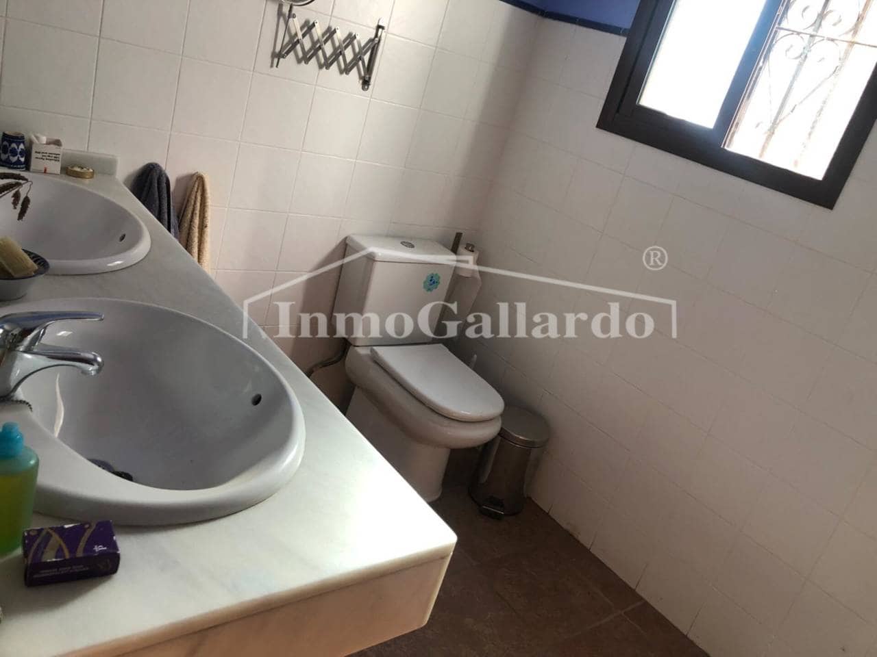 2 makuuhuone Omakotitalo myytävänä paikassa Casabermeja - 202 000 € (Ref: 9302835)