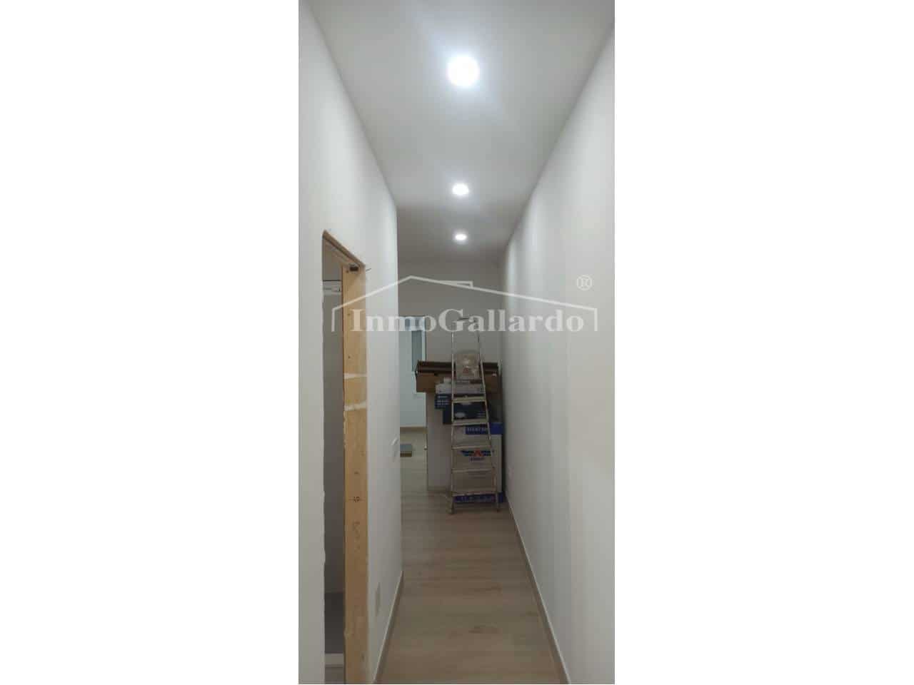 2 bedroom Apartment for rent in Bermejo - € 800 (Ref: 9362004)