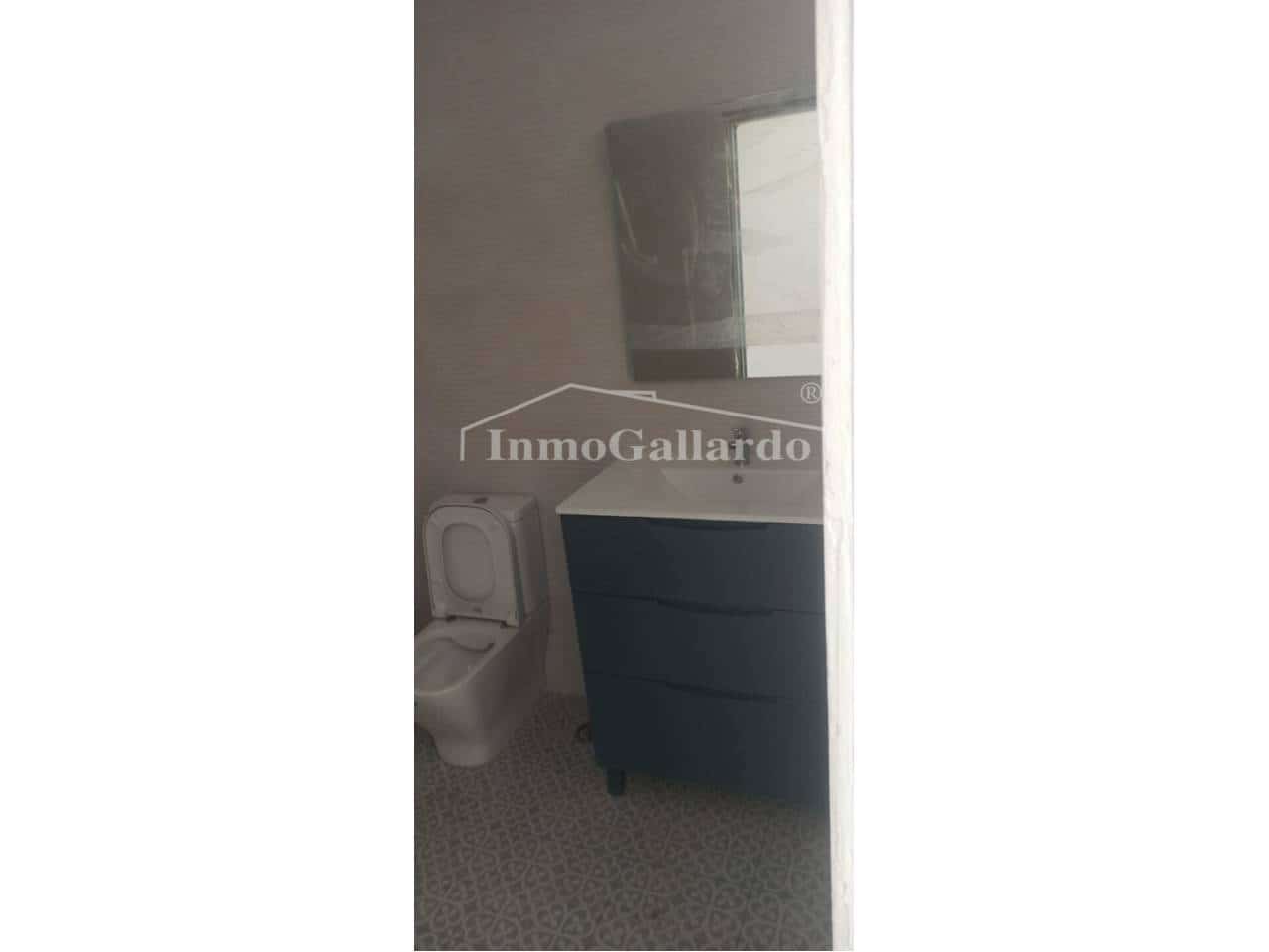 2 bedroom Apartment for rent in Bermejo - € 800 (Ref: 9362004)