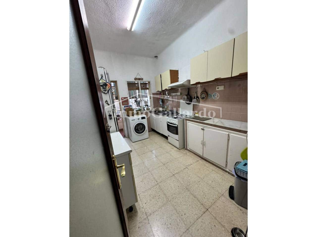 2 slaapkamer Flat te koop in Malaga stad - € 450.000 (Ref: 9390302)