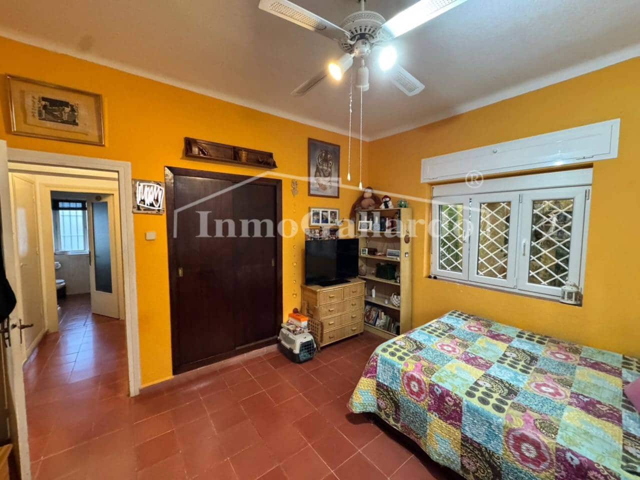 2 slaapkamer Flat te koop in Malaga stad - € 450.000 (Ref: 9390302)