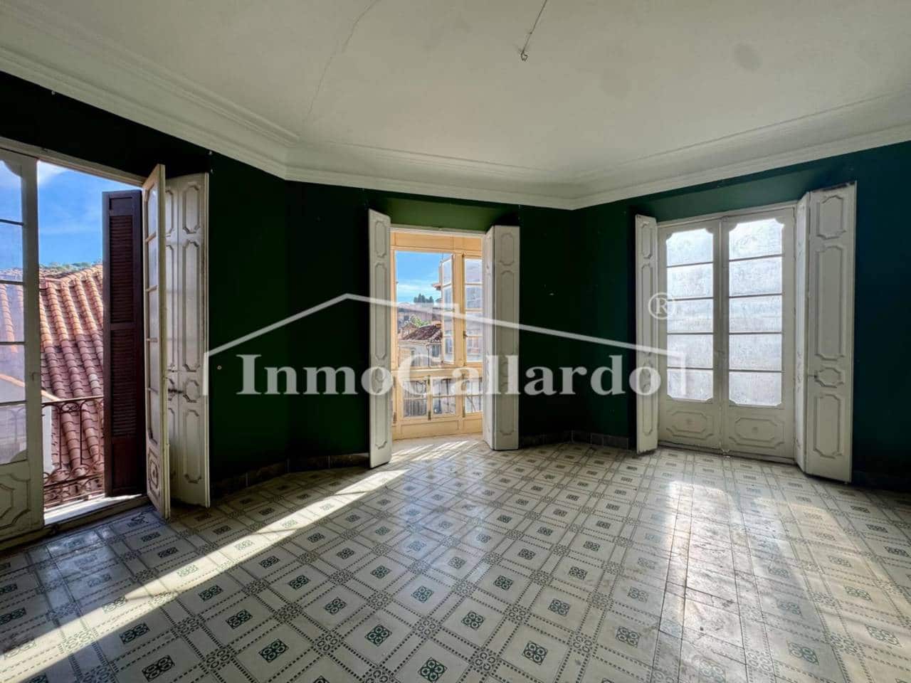 4 soveværelse Lejlighed til salg i Malaga by - € 1.150.000 (Ref: 9395774)