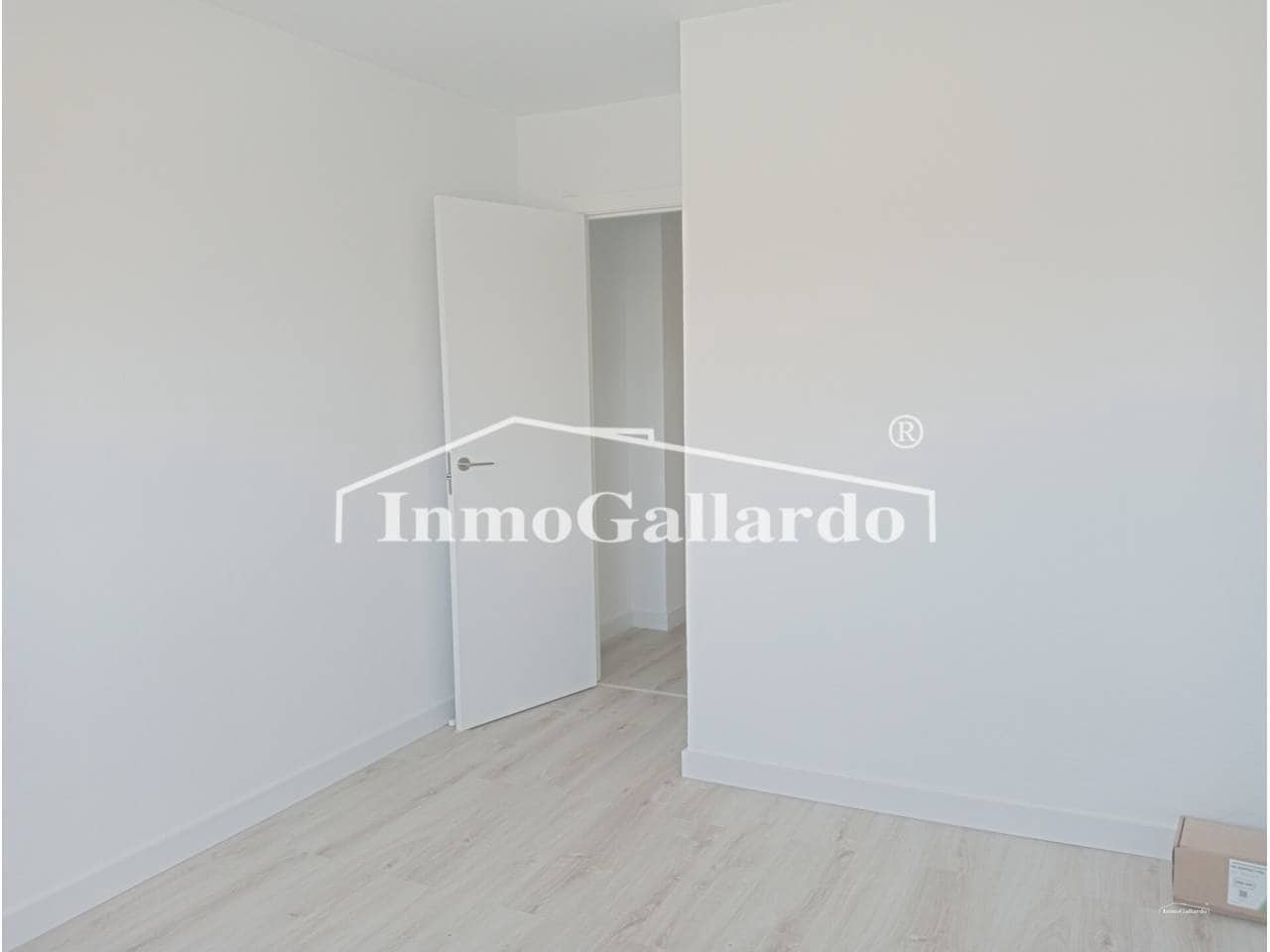 3 bedroom Flat for sale in Malaga city - € 410,000 (Ref: 9403176)