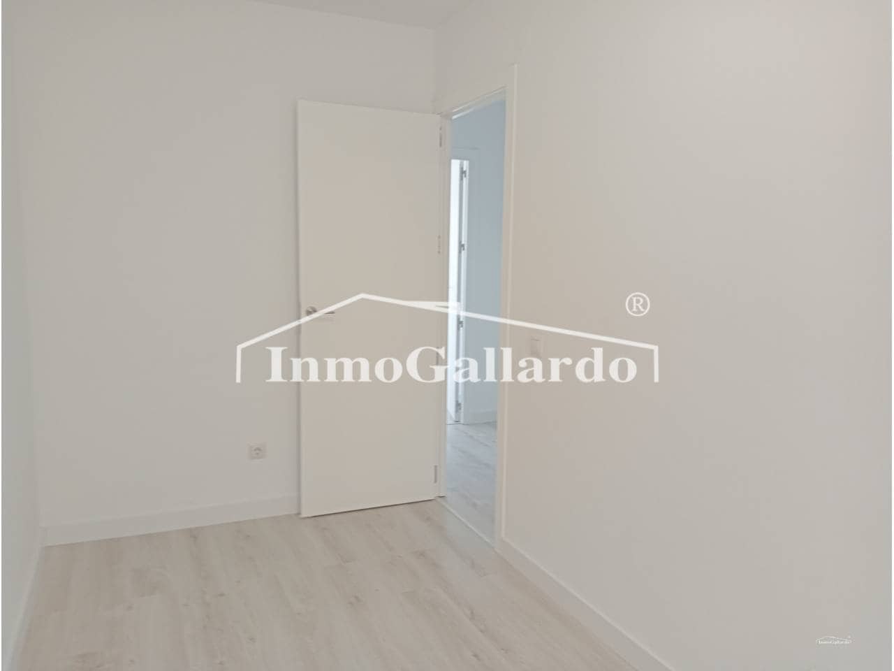 3 bedroom Flat for sale in Malaga city - € 410,000 (Ref: 9403176)