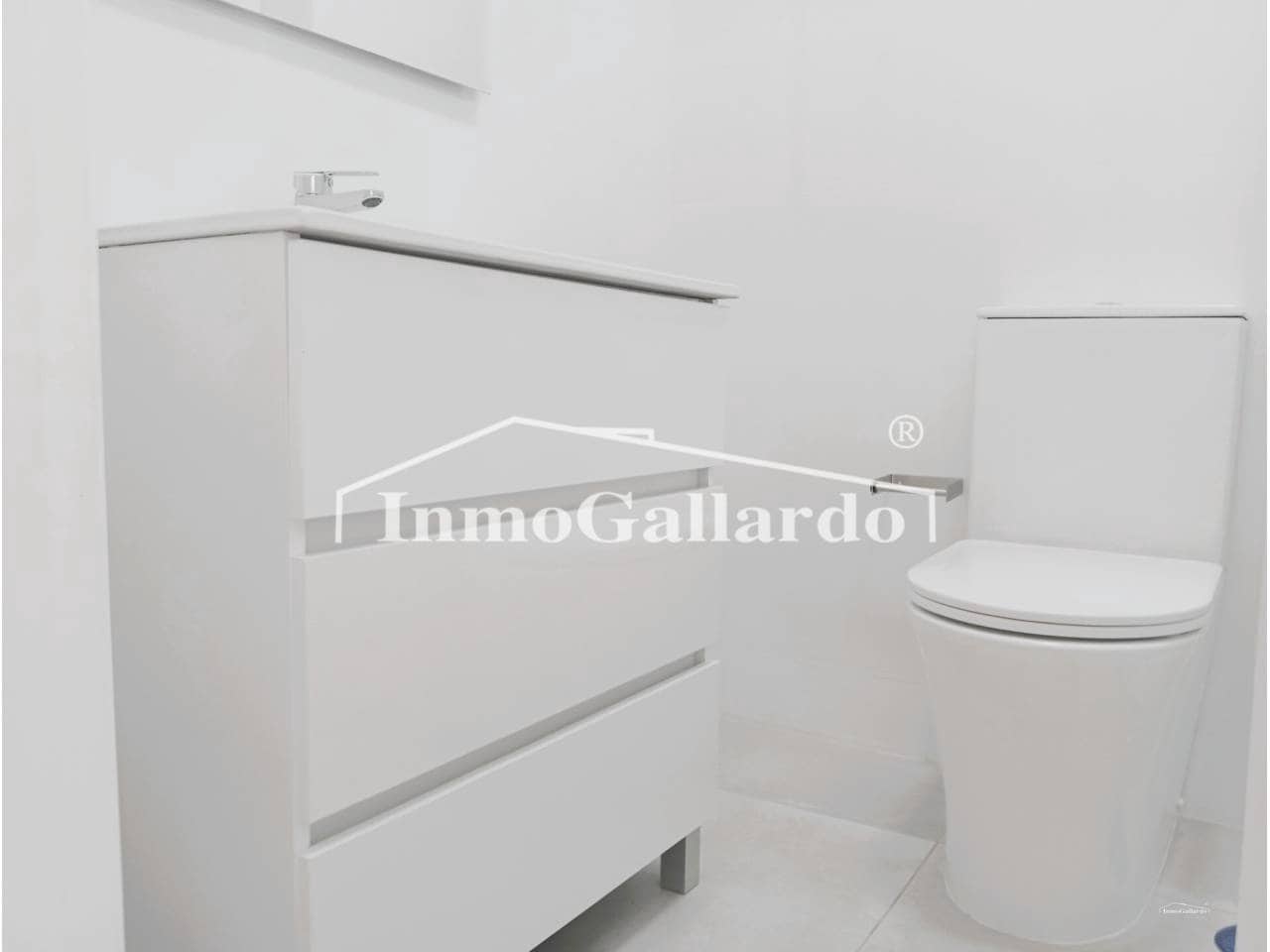 3 bedroom Flat for sale in Malaga city - € 410,000 (Ref: 9403176)