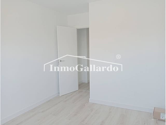3 bedroom Flat for sale in Málaga city - € 410,000 (Ref: 9403176)