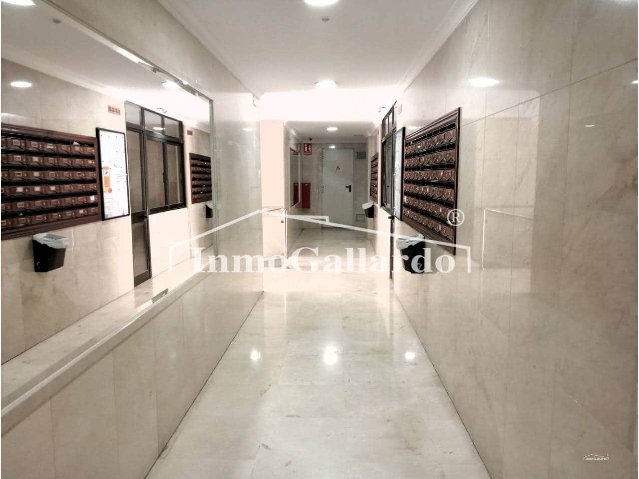 3 bedroom Flat for sale in Malaga city - € 410,000 (Ref: 9403176)