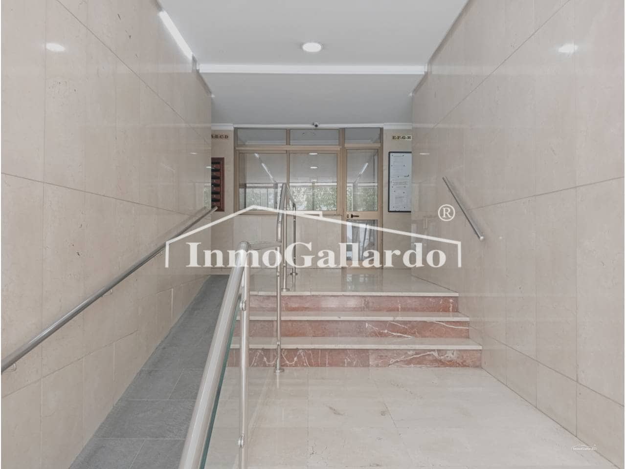 3 bedroom Flat for sale in Malaga city - € 410,000 (Ref: 9403176)