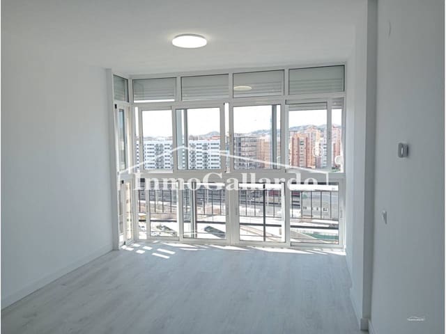 3 bedroom Flat for sale in Málaga city - € 410,000 (Ref: 9403176)