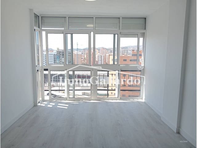 3 bedroom Flat for sale in Málaga city - € 410,000 (Ref: 9403176)