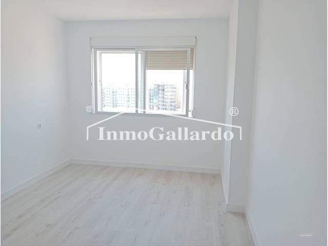 3 bedroom Flat for sale in Málaga city - € 410,000 (Ref: 9403176)