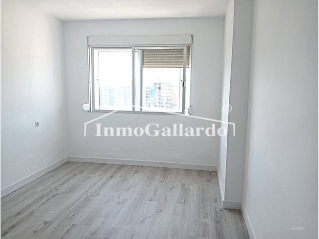 3 bedroom Flat for sale in Málaga city - € 410,000 (Ref: 9403176)