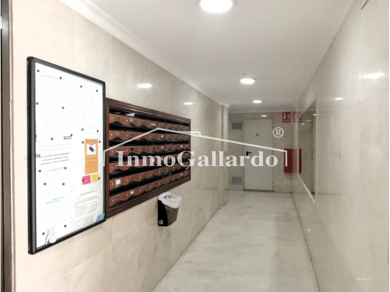 3 bedroom Flat for sale in Malaga city - € 410,000 (Ref: 9403176)