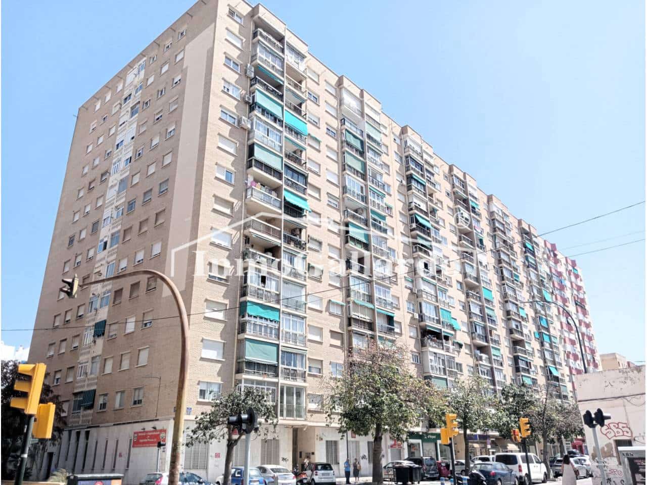 3 bedroom Flat for sale in Malaga city - € 410,000 (Ref: 9403176)