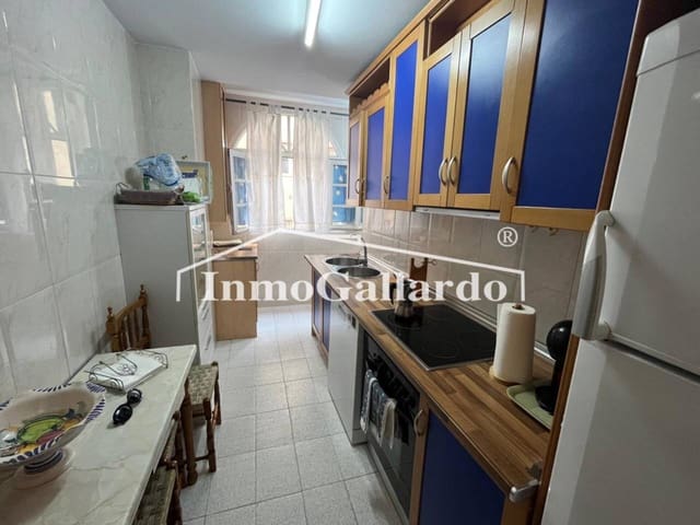 2 bedroom Flat for rent in Rincón de la Victoria - € 950 (Ref: 9412581)